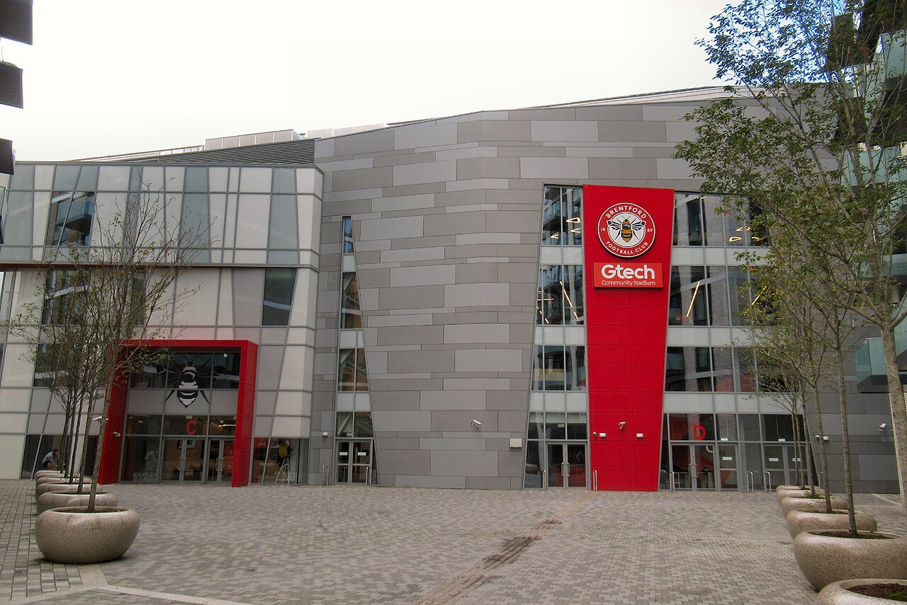 Gtech Community Stadium, markas Brentford