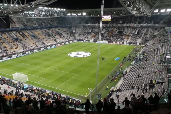 Suasana Allianz Stadium (Juventus Stadium) di Turin, Italia