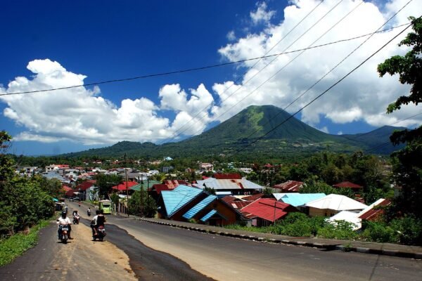 Pemandangan Kota Tomohon, Sulawesi Utara