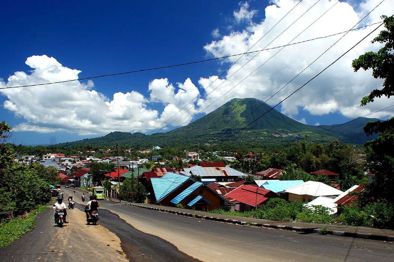 Pemandangan Kota Tomohon, Sulawesi Utara