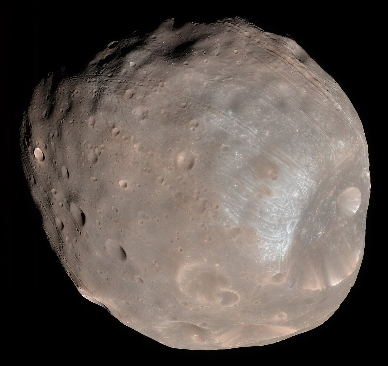 Citra berwarna Phobos, bulan terbesar Mars, dari kamera HiRISE