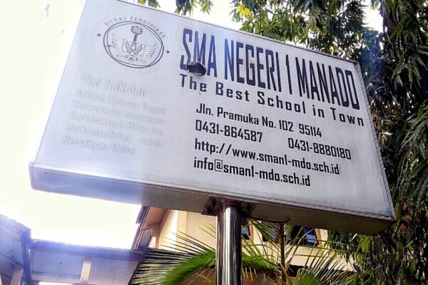 Gedung SMA Negeri 1 Manado