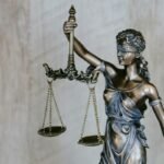 Foto ilustrasi: Penyelidikan dan pengamanan operasi oleh kepolisian. (Foto: Unsplash Law / Unsplash)