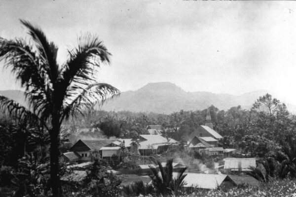 Foto arsip pemandangan Kota Tomohon dari ketinggian